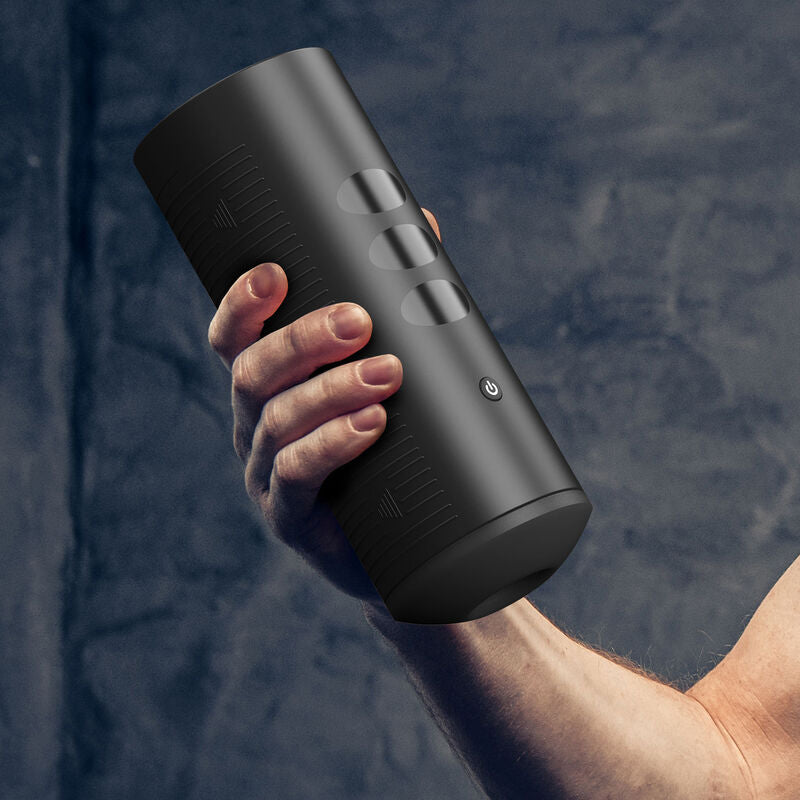 Kiiroo - Titan Technologische Masturbator